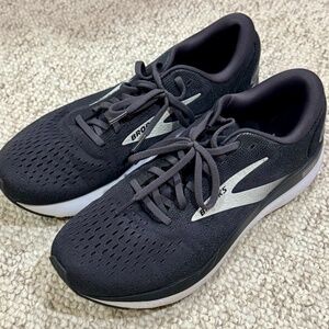 Brooks Ghost Running Shoes - Men's 10.5 D (Black/White)